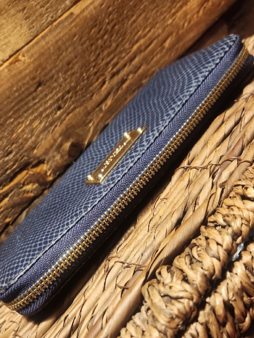 Michael Kors Navy Blue Snake-Embossed Zip Wallet with Gold Plaque - Picture 4 of 13